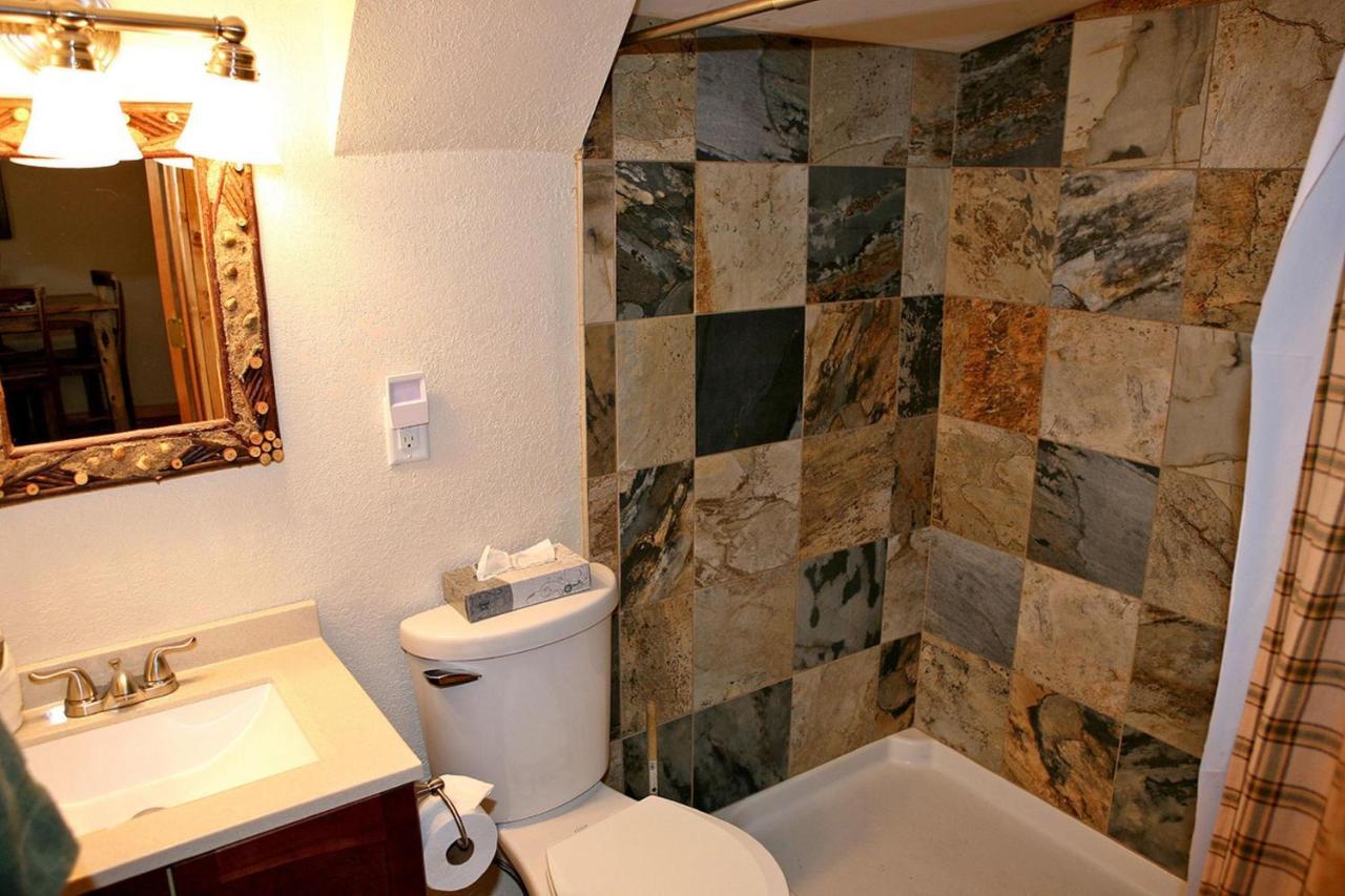 Lazy R Cottages With Hot Tubs By Rocky Mountain Resorts Естес Парк Стая снимка